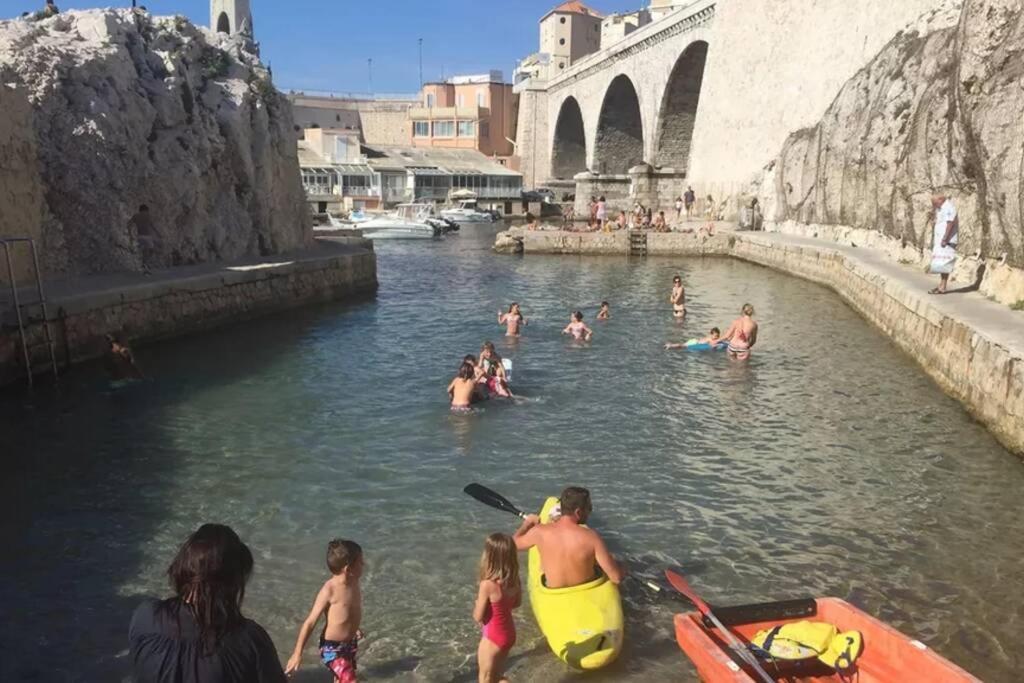 Une Calanque Au Coeur De La Ville Marseille Eksteriør billede